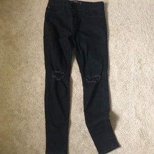 Hollister Super Skinny Black Jeans (distressed)